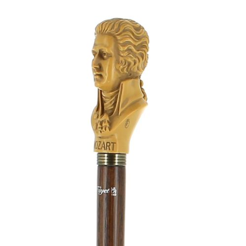 Tête « Mozart » en résine imitation ivoire sur bâton en frêne