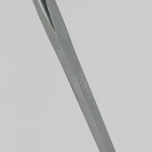 Canne épée - pommeau milord en métal argenté avec croix occitane